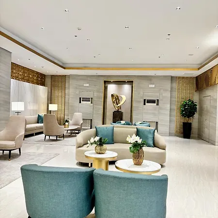 Serenitude Staycation By Khaila - Fame Residences
